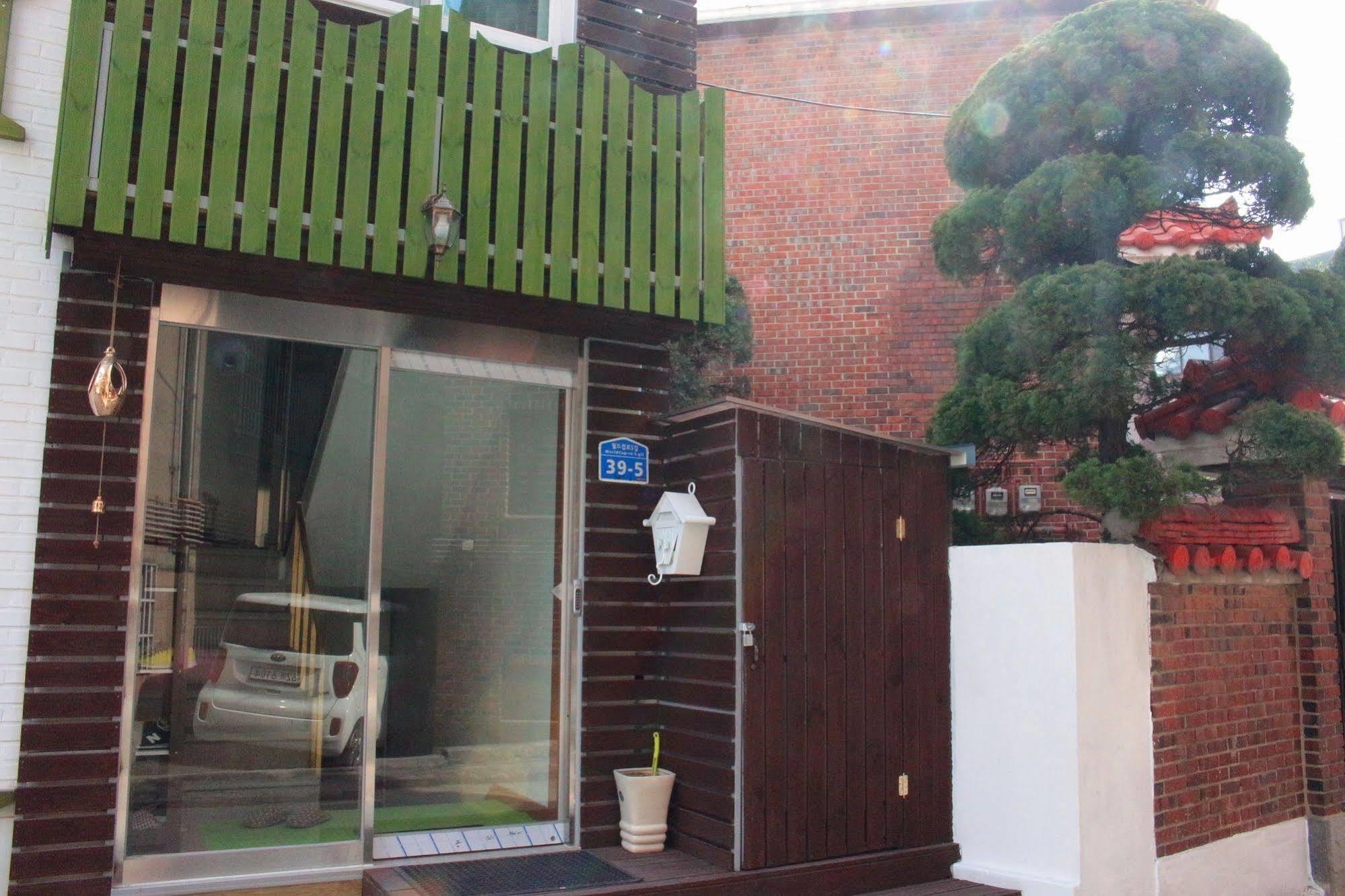 Four Seasons House Hotel Seoul Exterior photo